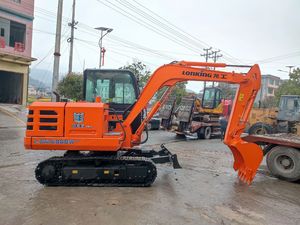 Excavatrice hydraulique LG6075 G4 de 7,7 tonnes, moteur puissant de 35,9 kW, excavatrice sur chenilles pour travaux de terrassement et de construction, fournie par l'usine - Product Image 1