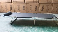 Lit de camping pliable avec oreiller, chaise longue portable pour la plage, le jardin et le camping, chaise inclinable légère et confortable