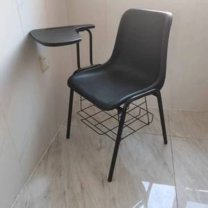 Sedia Moderna Impilabile con Gambe in Acciaio e Seduta in Plastica Sostituibile, per Studenti, Scuola, Università, Palestra, Casa, Ufficio, Durata 3-5 Anni - Product Image 1