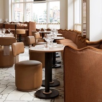 Ensemble de meubles de restaurant commercial, tabourets de bar, table et chaise, design moderne, restauration, cafétéria, petit-déjeuner, hôtel, café, bistrot