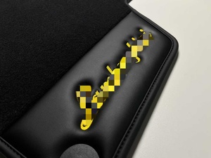 Tapis de sol adaptés à la Lamborghini URUS. Intérieur tout-terrain hybride Urus <span class=keywords><strong>SE</strong></span>. Tapis de sol en cuir entièrement recouvrants. - Product Image 3