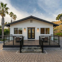 Maison triangulaire moderne de luxe pour hôtel et complexe hôtelier, maison modulaire en forme de A, petite maison triangulaire