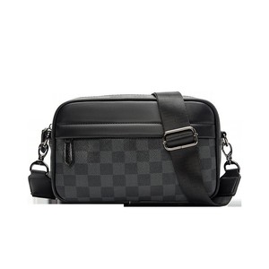 Bolso bandolera de cuero PU con estampado coreano de lujo para hombre - Product Image 2