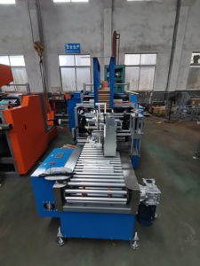 Máquina Automática Autowell para Rebobinar y Cortar Papel de Aluminio para Hornear - Product Image 3
