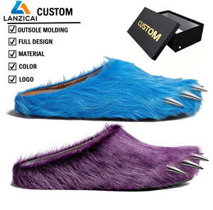 <span class=keywords><strong>Pantofole</strong></span> personalizzate OEM con artigli di animali in pelliccia, all'ingrosso, <span class=keywords><strong>pantofole</strong></span> da <span class=keywords><strong>casa</strong></span> in peluche soffici con design a artigli metallici, logo personalizzato <span class=keywords><strong>per</strong></span> <span class=keywords><strong>uomo</strong></span> e donna - Product Image 1