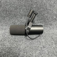 Microphone dynamique filaire SM7B, directivité cardioïde, suppression du bruit, professionnel pour l'enregistrement vocal, studio, podcast, direct