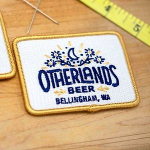 Patch brodé 3D personnalisé original en gros avec logo en relief sur tissu en dentelle - Product Image 3