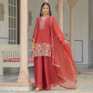 Conjunto de Salwar Kameez de Seda Roja Bordada, Corte Holgado y Largo hasta el Suelo, para Mujer, con Túnica Palazzo, Borde de Encaje y Dupatta, Vestido para Bodas y Fiestas - Product Image 1