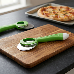 Roulette à pizza multi-usage Anax en acier inoxydable avec poignée ergonomique en plastique ABS – Coupe-pizza rotatif tranchant - Product Image 3