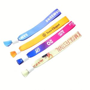 Bracelets en satin jetables personnalisés pour l'identification des entrées aux festivals de musique, concerts et événements - Product Image 1