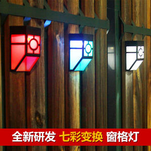 Lampe murale solaire rétro carrée à LED pour extérieur, lumière de jardin étanche avec capteur de contrôle de la lumière, lampe décorative de paysage - Product Image 5