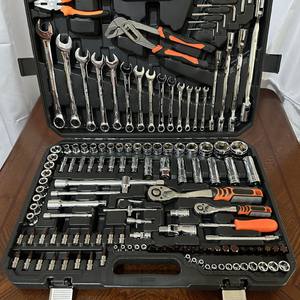 Kit de Herramientas de Reparación de Motores de Acero de 137 Piezas con Llave de Trinquete de PC, Llave de Doble Extremo, Destornillador, Llave Hexagonal, Alicates para Bomba de Agua - Product Image 4