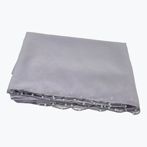 Écharpe polyvalente pour femme avec détails en perles et couleurs unies, notamment blanc, rose, gris, vert et rouge - Product Image 4