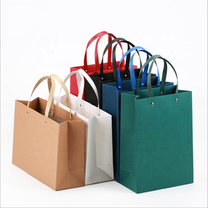Conception créative imprimant des sacs en papier de carton d'achat de logo personnalisé avec la corde de rivet - Product Image 1