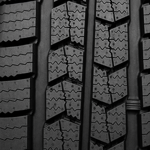 Pneu d'hiver NEXEN Winguard WT1 haute performance pour fourgonnette commerciale, camionnette, flotte de transport, adhérence sur neige et route mouillée, durable, usage intensif, multi-grooves - Product Image 3
