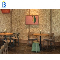 Tables et chaises de bistrot modernes personnalisées avec éclairage LED pour les cafés