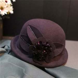 Boina de Fieltro de Lana de Lujo Personalizada para Mujer, Elegante Sombrero Formal de Invierno Estilo Cloche Ecuestre con Lazo y Adorno Floral para Fiestas - Product Image 4