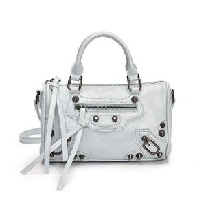 Bolso de hombro geométrico portátil de cuero PU estilo Y2K, diseño vintage neutro con cremallera incrustada, remaches decorativos y borlas - Product Image 3