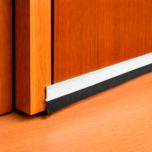 Guarnizione per porta in metallo bianco con spazzola, 1 metro - Product Image 4