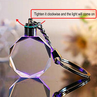 Porte-clés LED 3D en cristal personnalisé, lampe décorative, porte-clés gravé avec lumière nocturne colorée pour cadeau de vacances