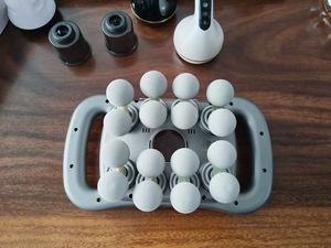 Pistola de Massagem Elétrica de Percussão para Alívio Profundo de Tecidos com 16 Pontas Pretas, Ferramenta de Massagem Muscular e Fascial com 9 Estilos e Níveis - Product Image 4
