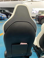 Améliorez et remplacez les sièges de votre Tesla 3, Y ou X avec des kits de personnalisation intérieure haut de gamme incluant des housses de siège en éponge.