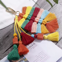 Rumbai warna-warni dekorasi mobil gantungan kunci tas tangan liontin lucu Boho pelangi Macrame tas pesona Pom Pom rumbai gantungan kunci