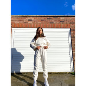 Abbigliamento da casa in crema per jogging - Product Image 6