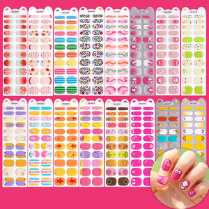 Pegatinas de <span class=keywords><strong>Uñas</strong></span> de Gel 3D con Diseño de Rana, Gato, Cerdo y <span class=keywords><strong>Vaca</strong></span> a Cuadros, Lindas, No Tóxicas, Libres de Rayos UV, para Niños, Personalizadas OEM ODM - Product Image 4