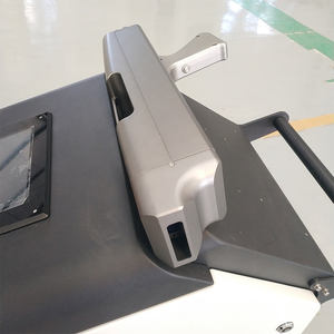 Nettoyeur laser à impulsions de haute qualité 100W/200W/300W nouvelle machine de nettoyage laser pour les taches d'huile peintures de revêtement de rouille en acier inoxydable - Product Image 4