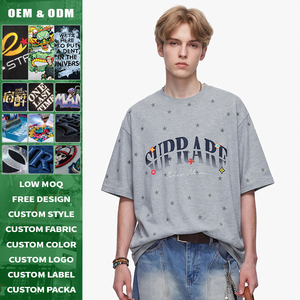 T-shirt surdimensionné bleu marine personnalisé à manches courtes pour homme, imprimé étoiles, col rond, en jersey de coton, avec logo lettré, style streetwear - Product Image 1