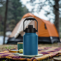 Mejor Precio, Botella de Agua Deportiva con Aislamiento al Vacío de Doble Pared, de Acero Inoxidable 304, Ecológica, con Agarre Ergonómico, 64oz/128oz, Termo, 12-24 horas