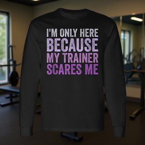 Estoy aquí solo porque mi entrenador me asusta - Camiseta retro de manga larga para entrenamiento - Product Image 3