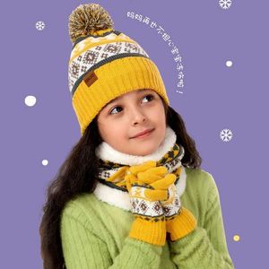 Gorro de punto para niños, bufanda cálida y gruesa para invierno, guantes con cuerda para colgar, juego de 4 piezas - Product Image 3