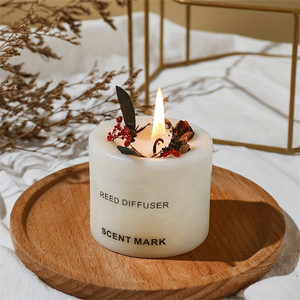 Venta caliente hogar dormitorio mezcla regalo Ideal fragancia aceite hecho a mano redondo <span class=keywords><strong>soja</strong></span> Pilar vela perfumada con flores secas - Product Image 2