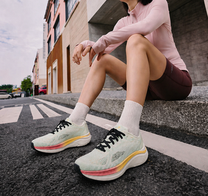 Scarpe da Corsa JIAN ER Ultra Leggere, Sneakers Traspiranti in Maglia con Ammortizzazione EVA per Camminata, Allenamento e Palestra - Product Image 4