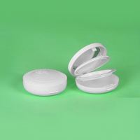 Estuche Compacto Redondo Blanco Mate para Polvos Compactos con Dos Compartimentos y Espejo, Materiales Reciclados, Capacidad de 7g+9g+15g