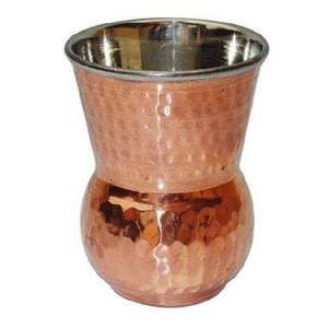 Verres en cuivre pur 100% en métal pour bars et restaurants Verres gravés en métal avec logo personnalisé poli de la meilleure qualité - Product Image 6