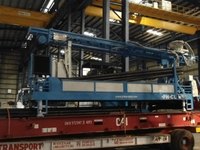 Foreuse rotative robuste à moteur diesel 180 CV, montée sur chenilles, prête à l'emploi, pour le forage de puits d'eau jusqu'à 300 mètres de profondeur