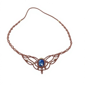 Collar con Colgante de Aleación de Cobre para Mujer, Estilo Vintage, con Bisel Ovalado de Zafiro, Diseño de Alas Chapadas en Bronce Antiguo - Product Image 1