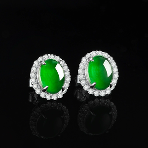 Pendiente ovalado de esmeralda natural en forma de huevo, color verde sol, hecho de jade de grado hielo. Conjunto con plata S925. Joyería para las orejas de mujer. - Product Image 2