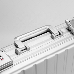 Estuche de Transporte Personalizado de Aleación de Aluminio Plateado con Inserto de Espuma, Estilo Maletín Rígido, Estuche de Almacenamiento de <span class=keywords><strong>Herramientas</strong></span> de Aluminio para <span class=keywords><strong>Bricolaje</strong></span> - Product Image 3