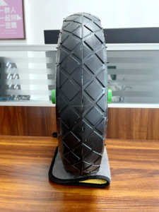 Hochwertige 3.50-8 Pneumatische Gummi-Reifen für Schubkarren Großhandel 3.50-8 Lenkrollen - Product Image 4