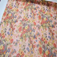 Vente en gros de tissu en soie naturelle froissée GGT à motifs floraux incroyables pour robe d'été pour femmes