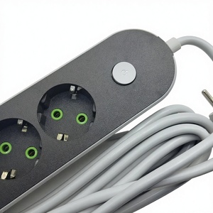Regletas estándar europeas con tres enchufes USB y tipo C, las regletas más vendidas - Product Image 4