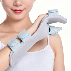 <span class=keywords><strong>Orthèse</strong></span> de <span class=keywords><strong>poignet</strong></span> de qualité médicale avec sangles Velcro pour le syndrome du <span class=keywords><strong>canal</strong></span> <span class=keywords><strong>carpien</strong></span> et le soutien des blessures aux ligaments - Product Image 5