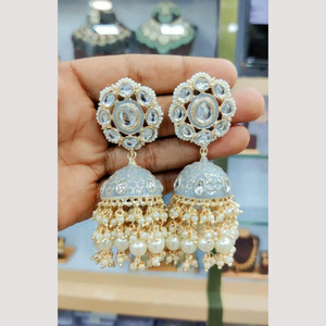 ต่างหูทองชุบแบบทำมือประดับด้วย Kundan และ Meenakari สำหรับเจ้าสาวและผู้หญิง - Product Image 1