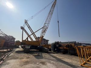 Grúa sobre orugas XC-M-G 150ton QUY150 en oferta, 3500h de trabajo, pintura original. - Product Image 4