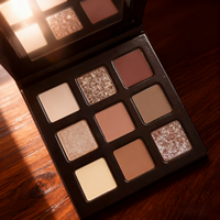 Mini Palette de fard à paupières de voyage Palette de fard à paupières neutre mat Nudes and Browns Blendable Fard à paupières scintillant de longue durée