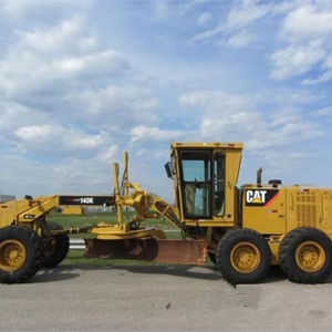 Niveleuse à moteur d'occasion japonaise originale CAT 140k Niveleuse Caterpillar 140K 140H 140G de haute qualité - Product Image 1